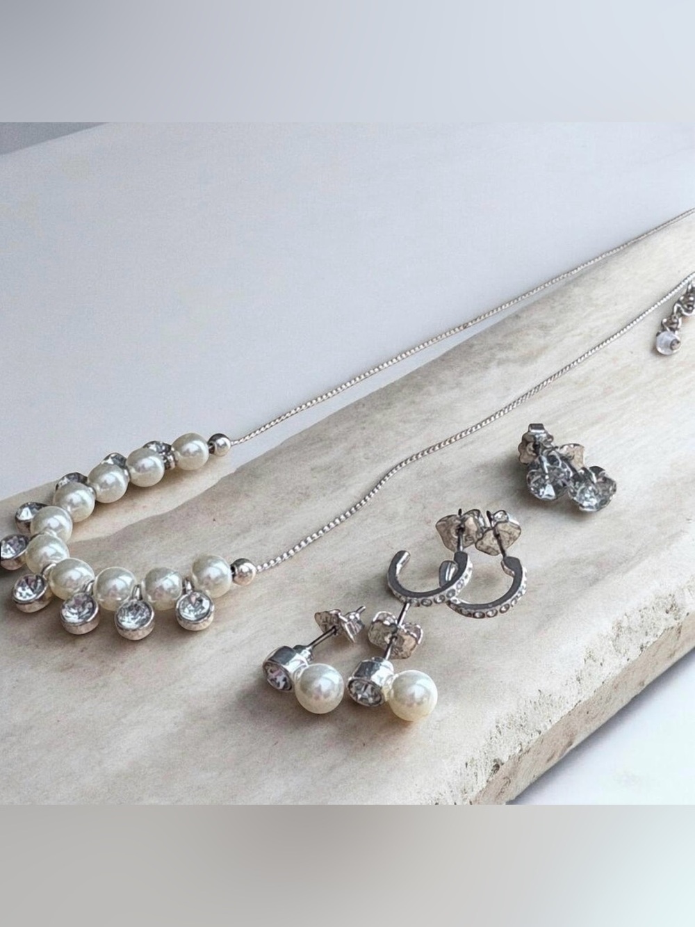 Avon Bridal Pearl & Rhinestone Jewelry Set Statement Necklace & 3 Earrings NIB